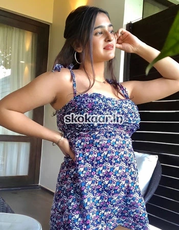 Killer Look Girls Sitarganj Call Girl Service